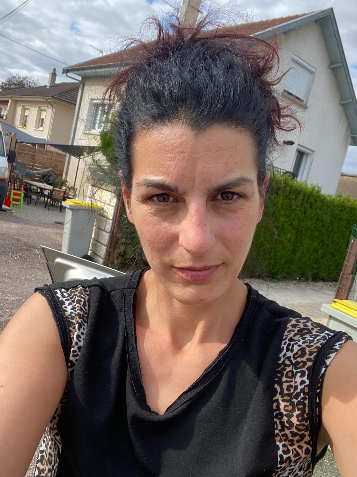 LAIDE ET FACE DE CONNE, ON VA TE SOUILLER QUAND MEME