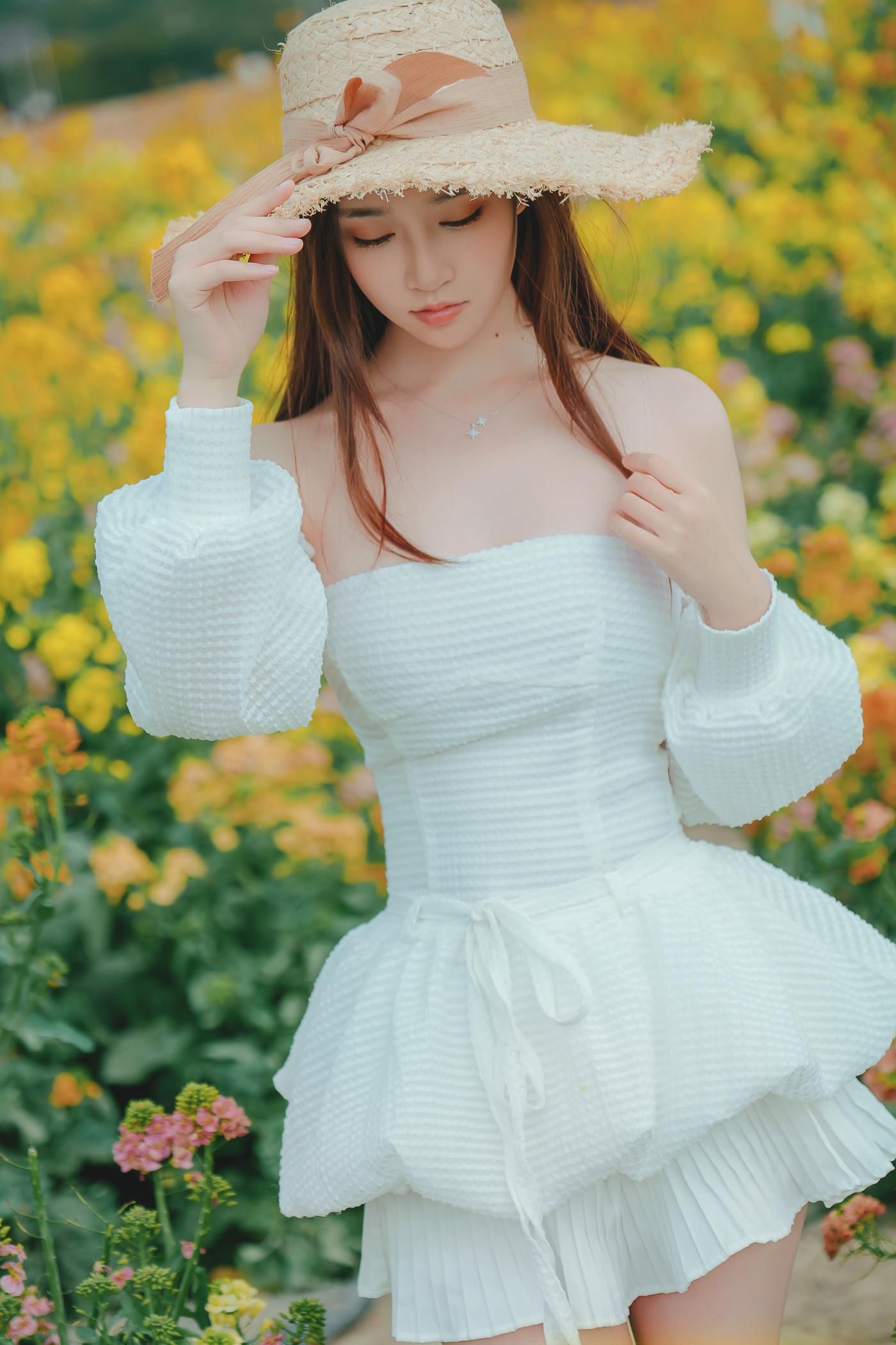 Nian Nian Flower Garden