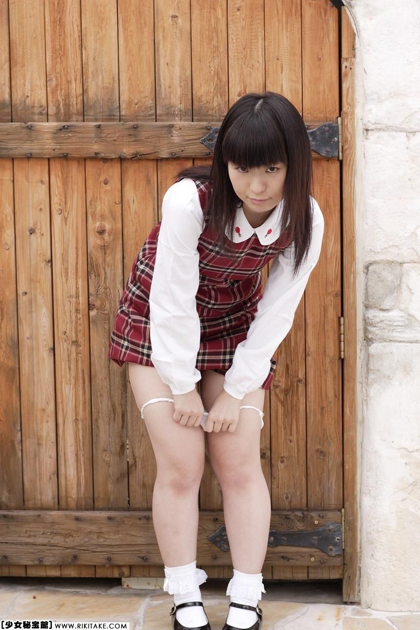 Modèle de nu japonais Yui Koga