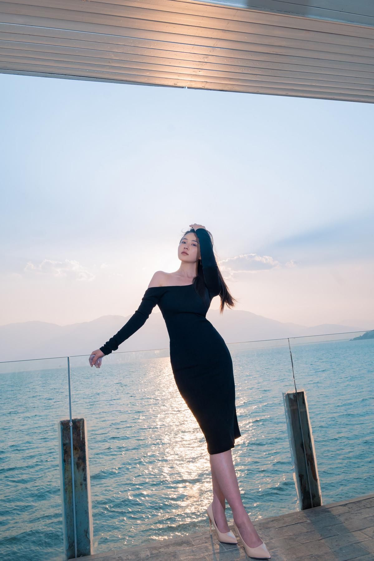 Nian Nian Cosplay Erhai Lake