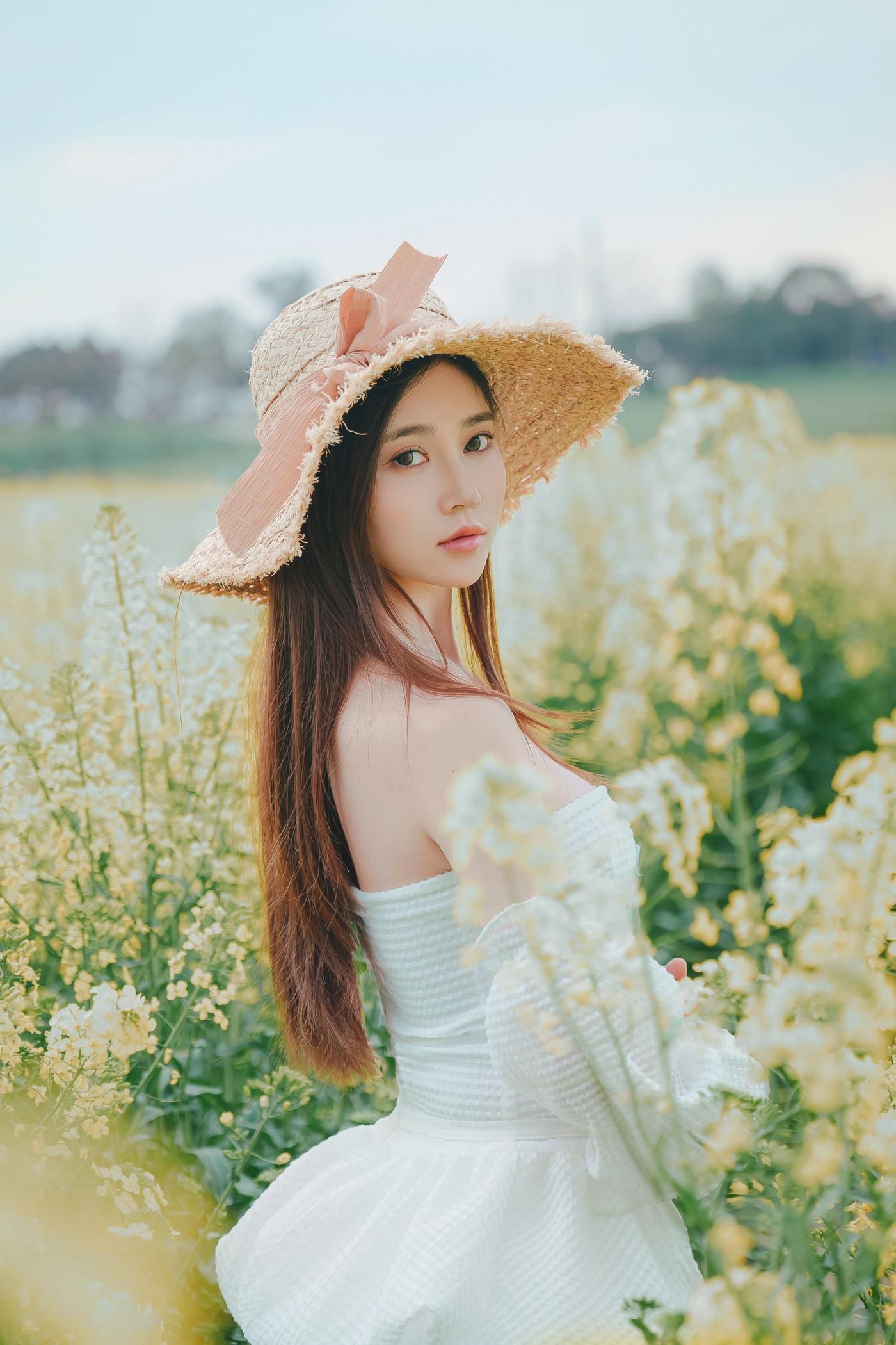 Nian Nian Flower Garden