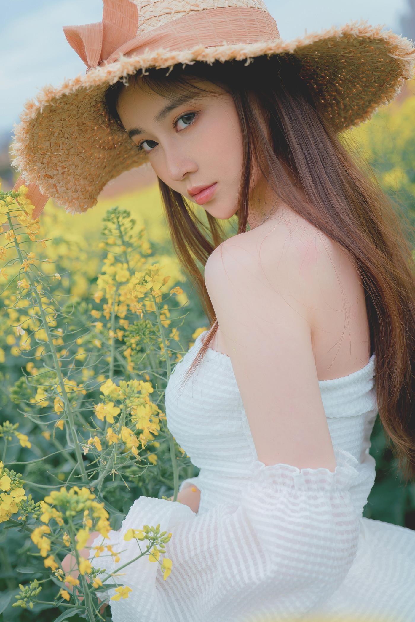 Nian Nian Flower Garden