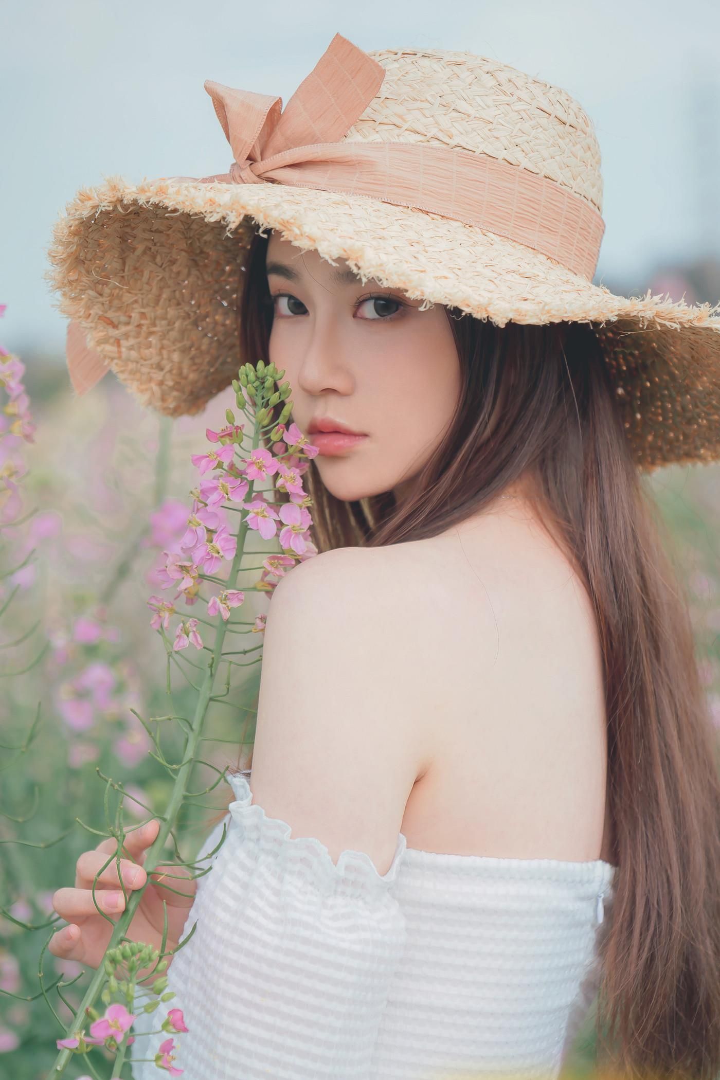 Nian Nian Flower Garden