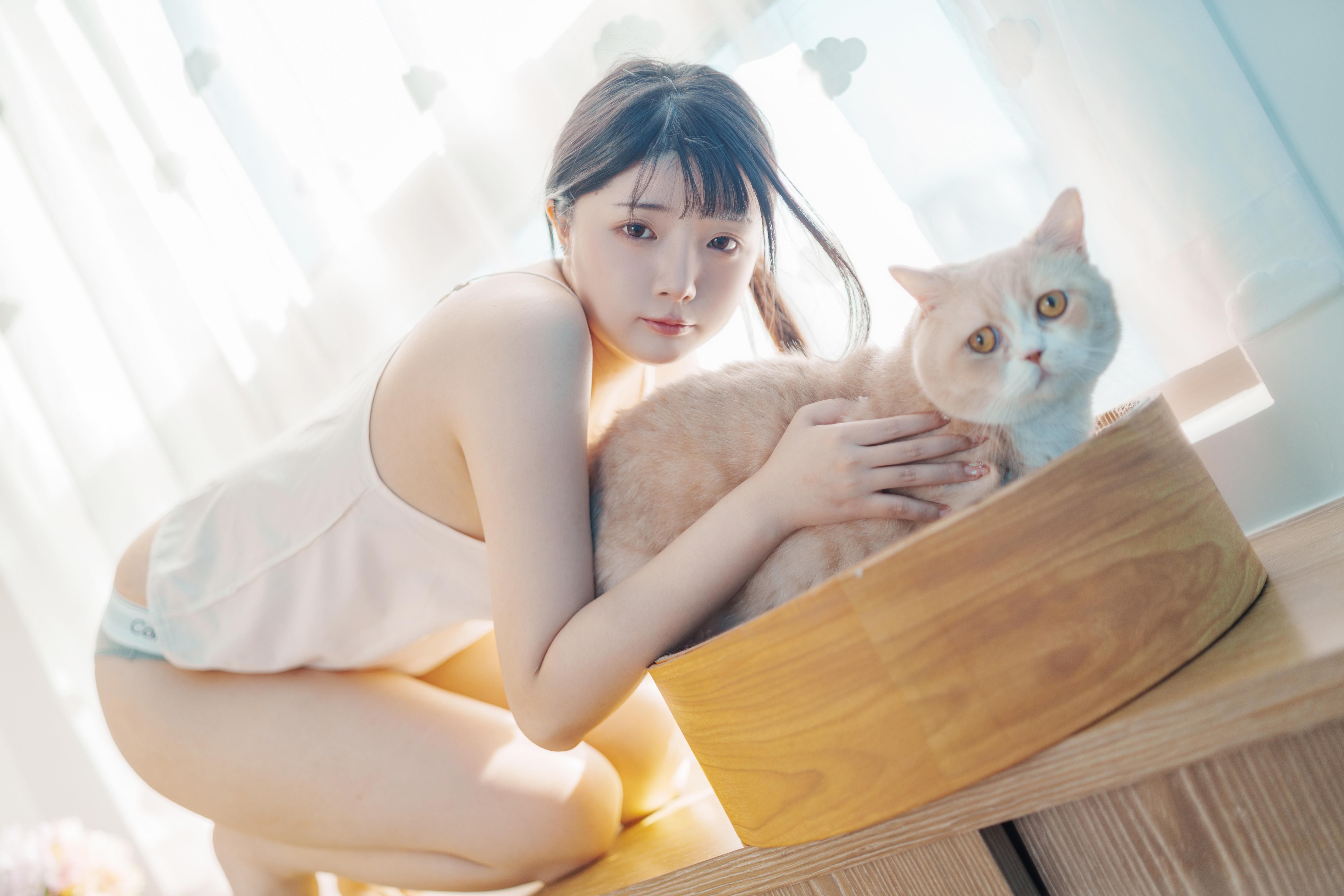 Raku – Eat Me