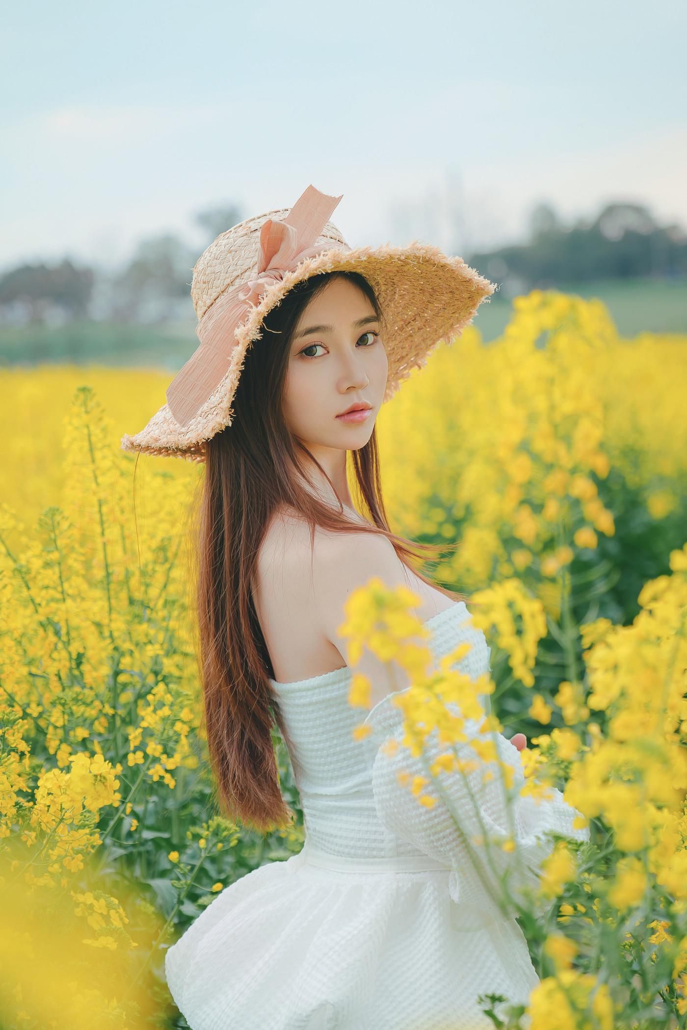 Nian Nian Flower Garden