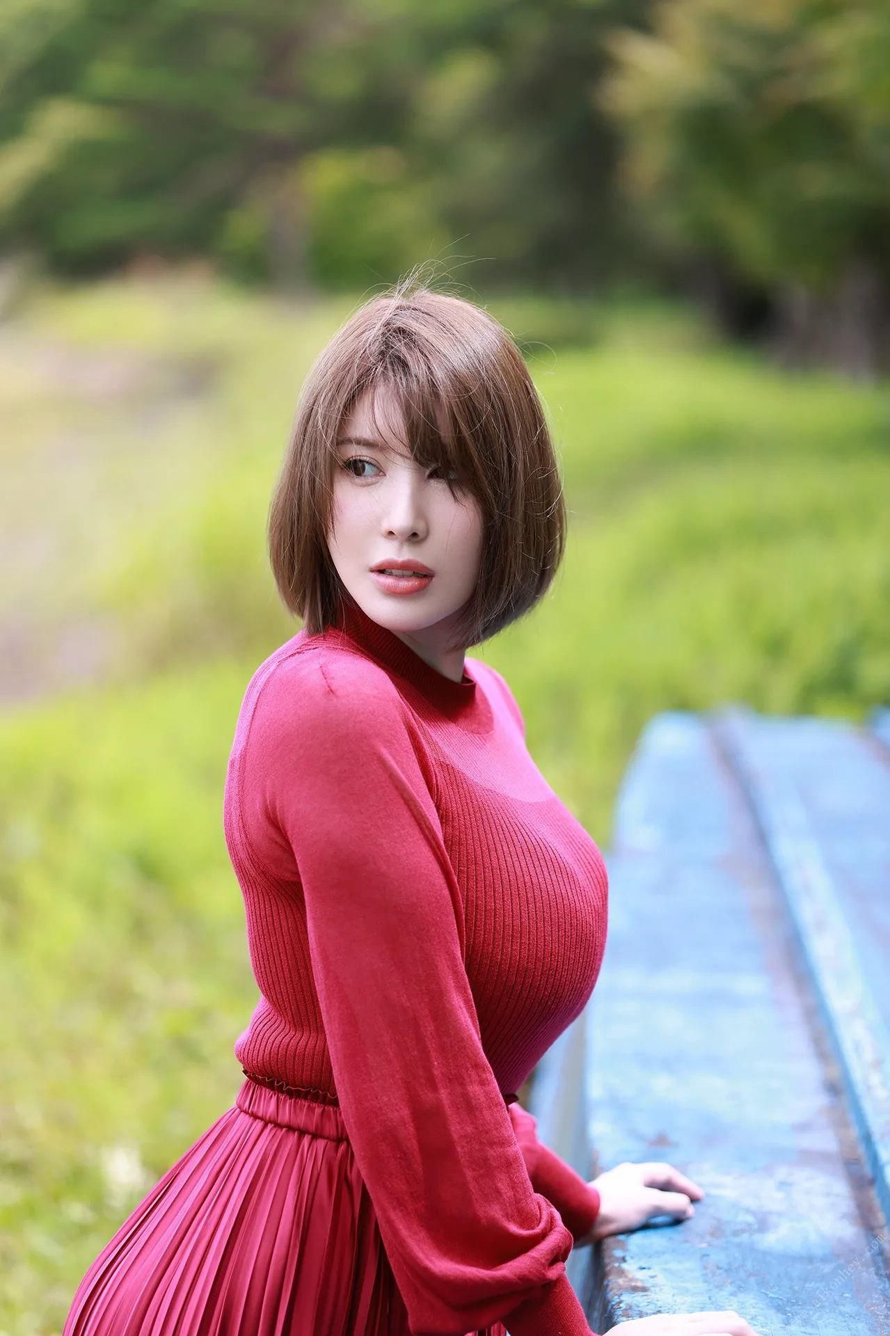 Nagi Hikaru Weekly Post Digital Photobook