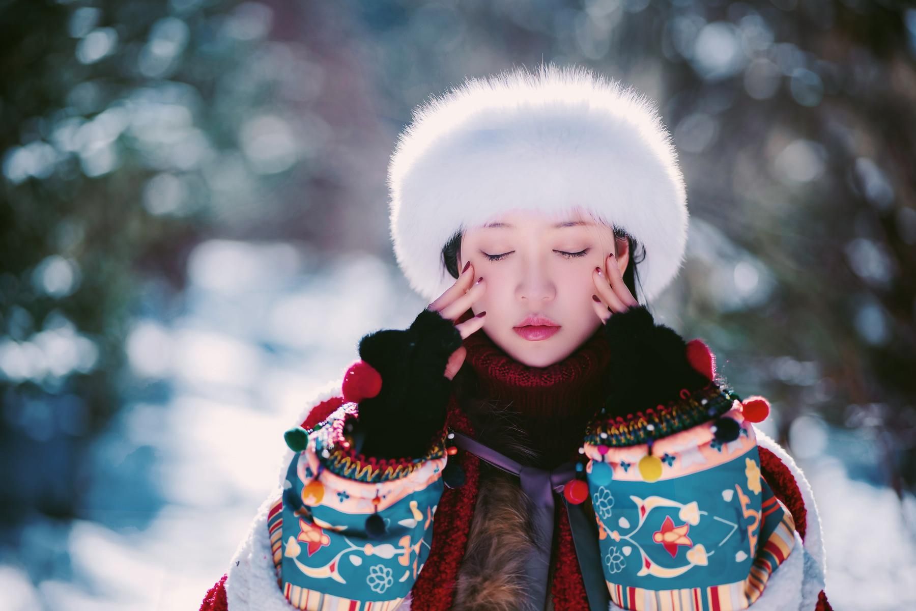 Nian Nian Cosplay Abaspicious Snow Geralls хороший урожай