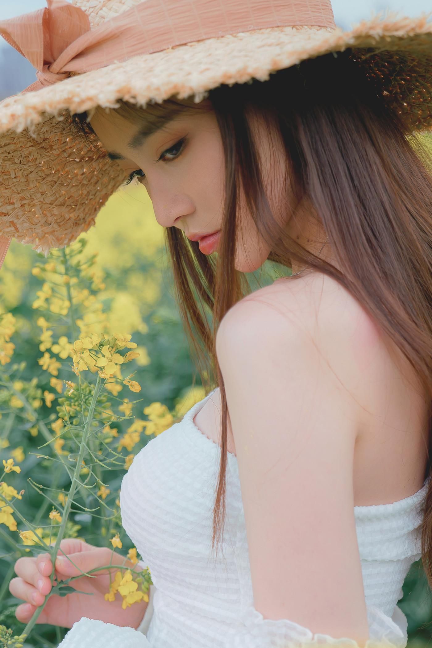 Nian Nian Flower Garden