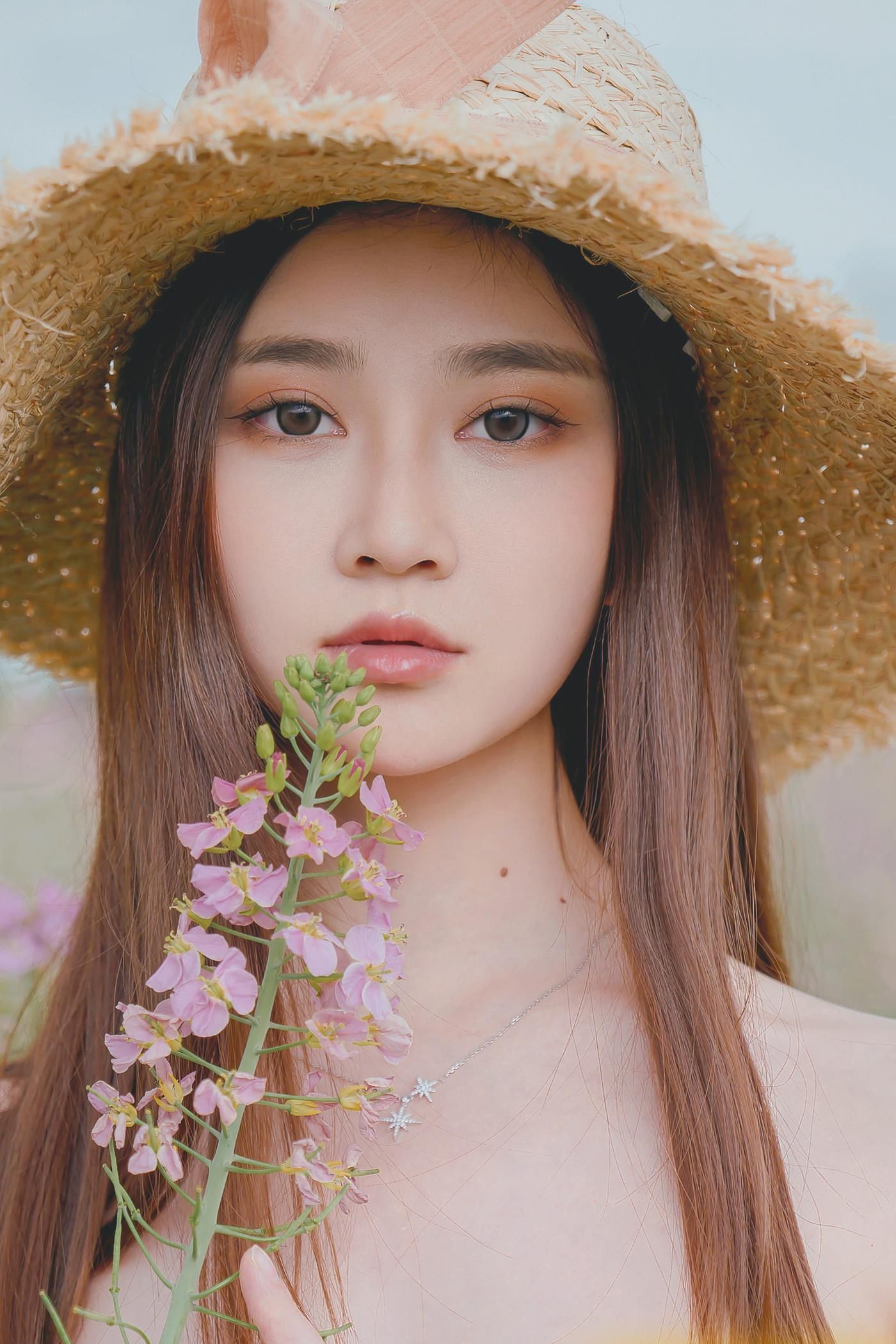 Nian Nian Flower Garden