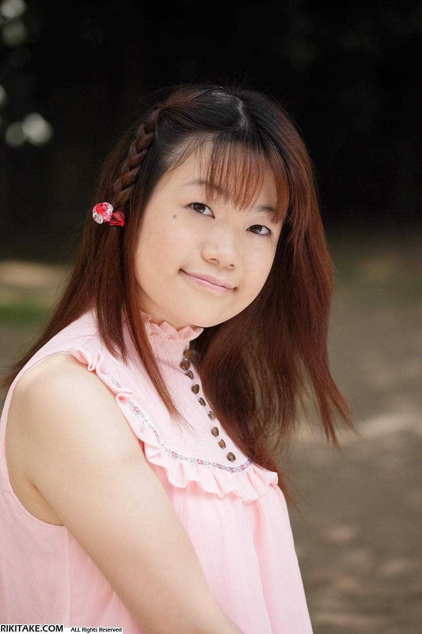 Японская обнаженная модель Sonoko Kawai