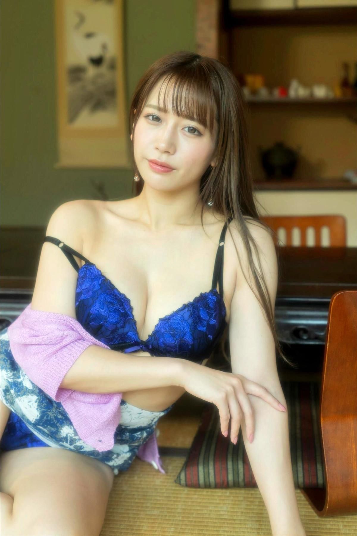 Rin Sakura Exciting Girls