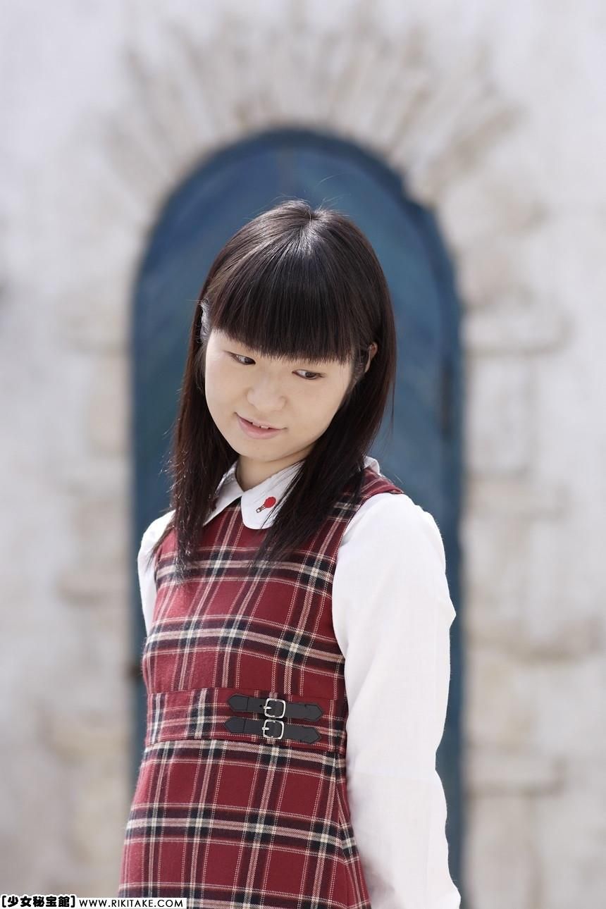 Modèle de nu japonais Yui Koga