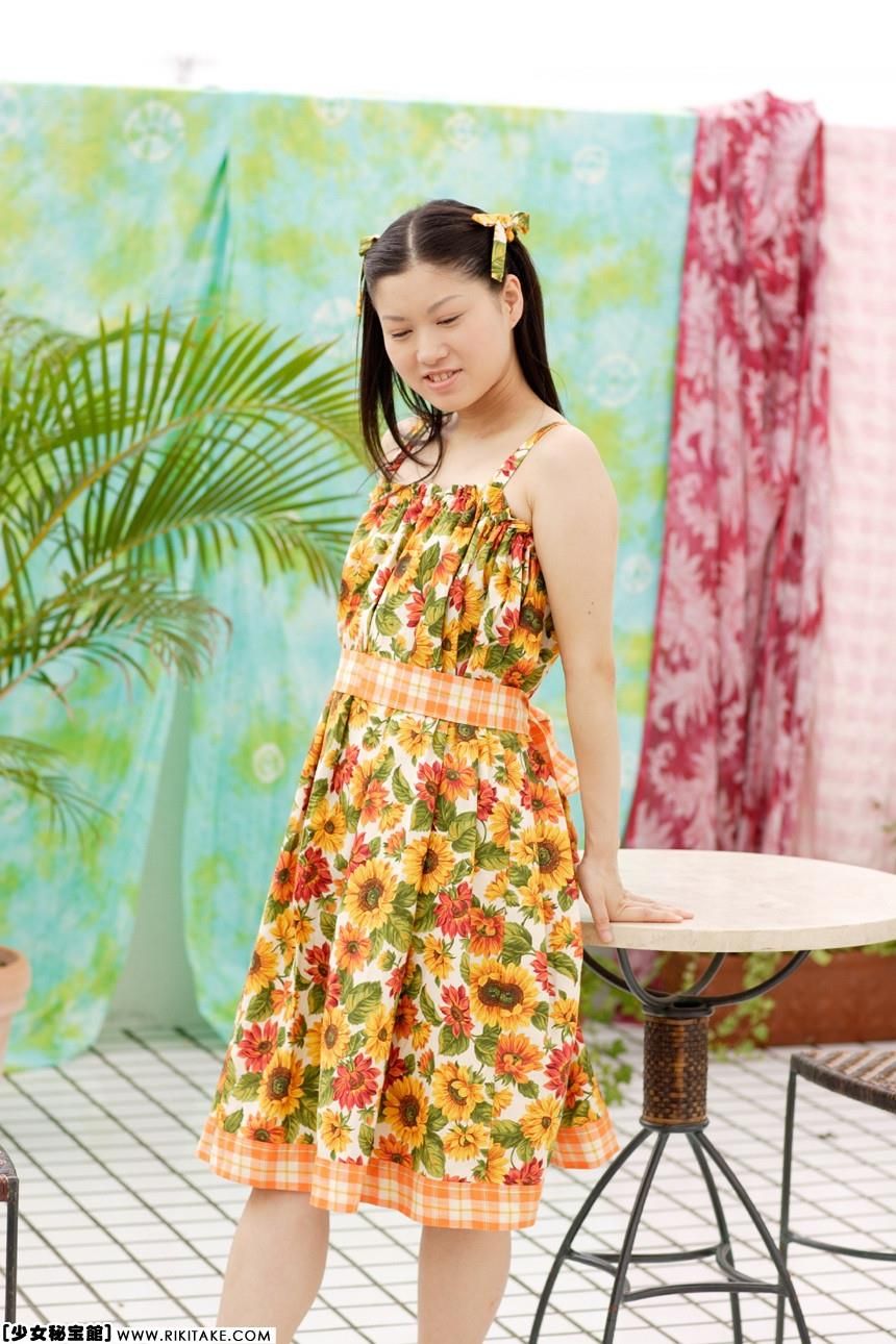 Modèle de nu japonais Maki Ayabe