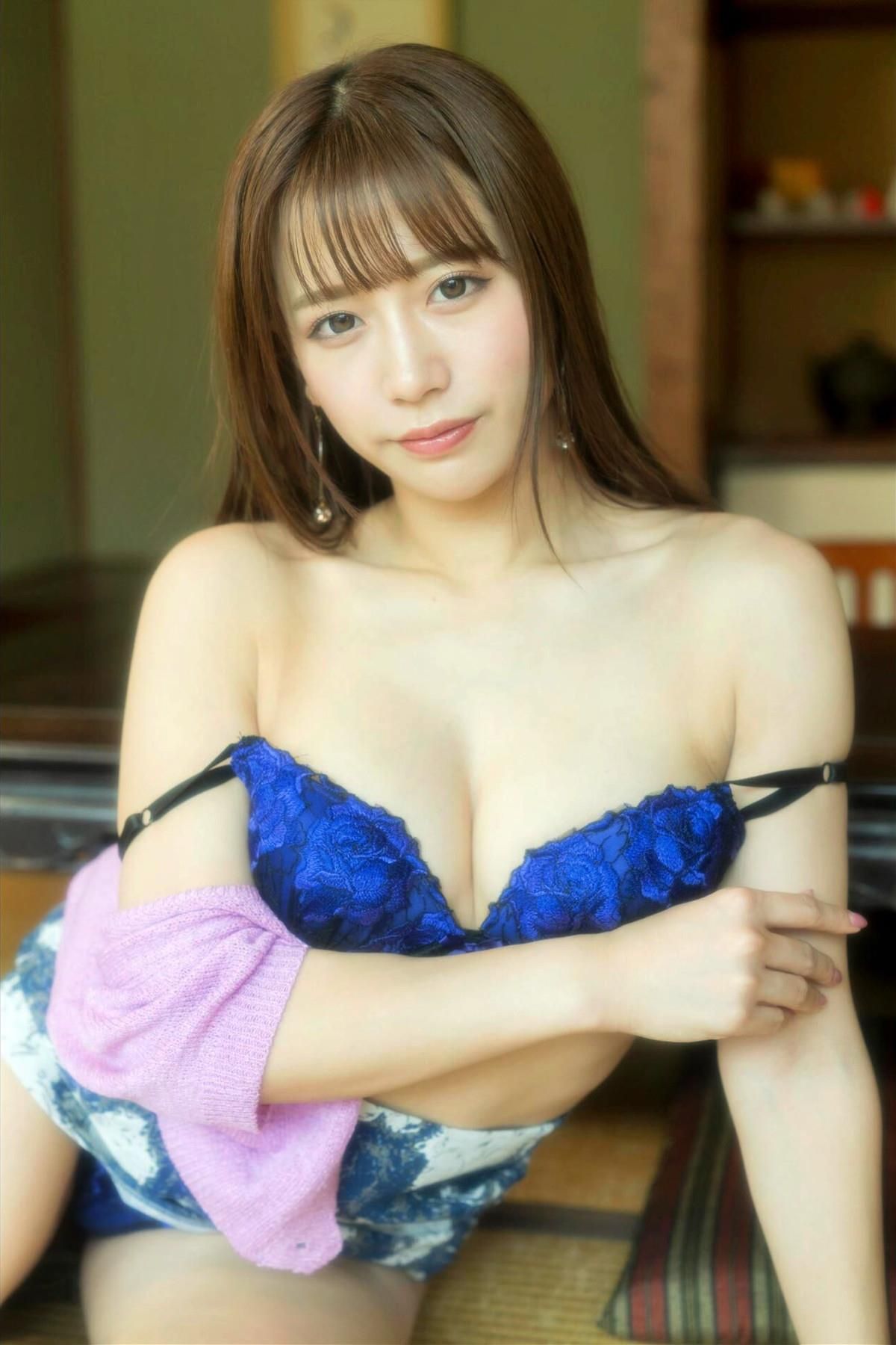 Rin Sakura Exciting Girls