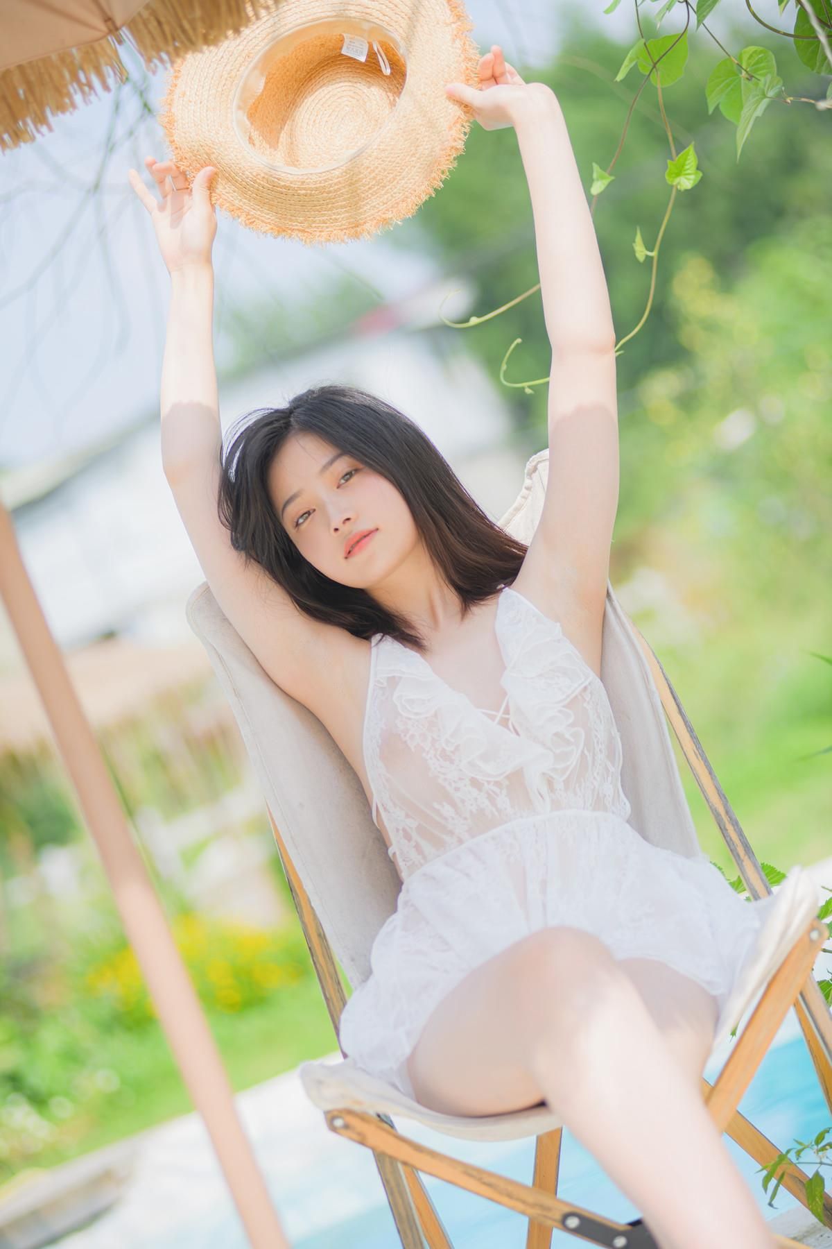 Nian Nian Cosplay Summer Limited Pool