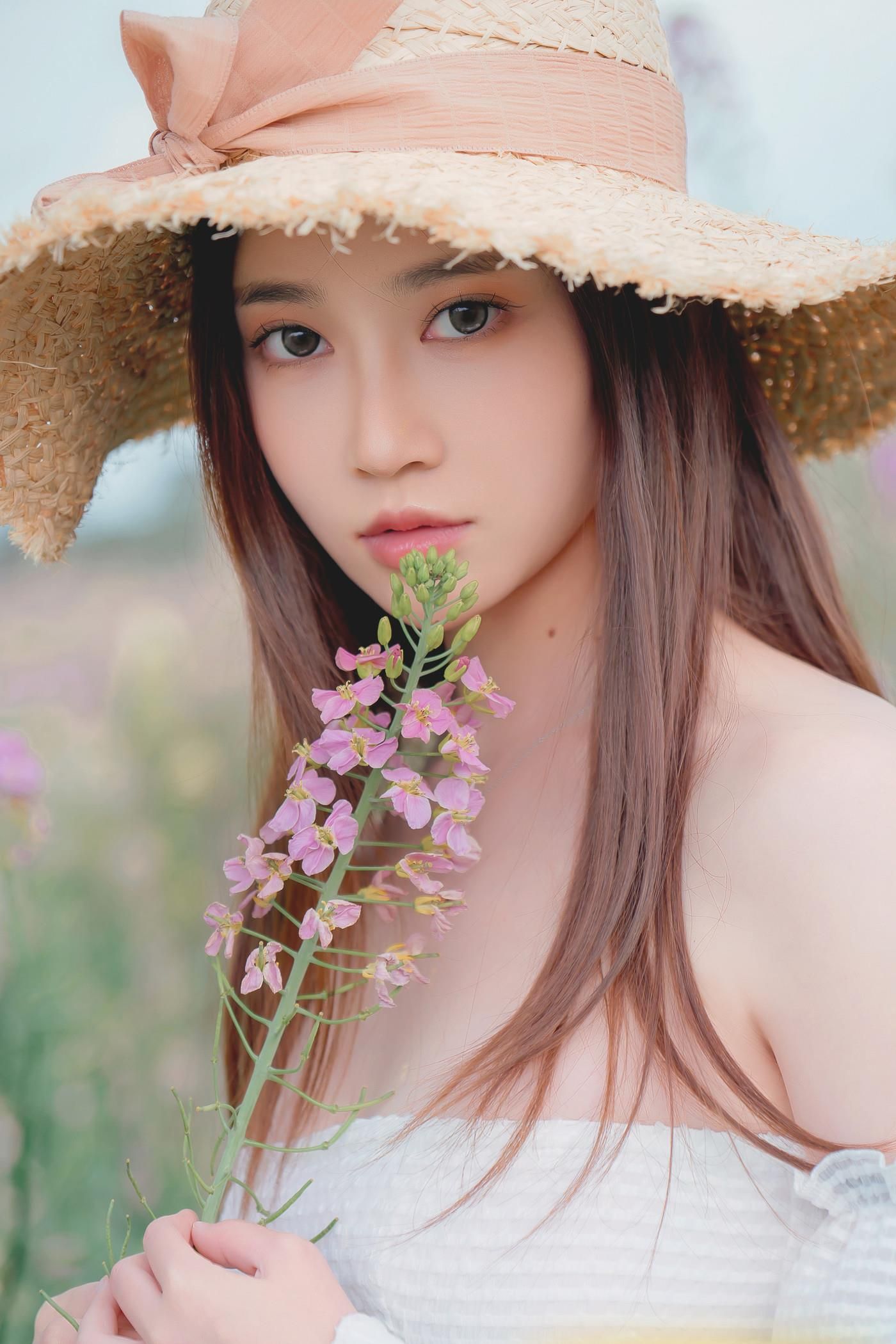Nian Nian Flower Garden