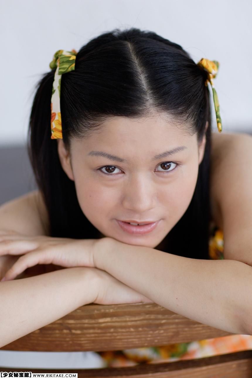 Modèle de nu japonais Maki Ayabe