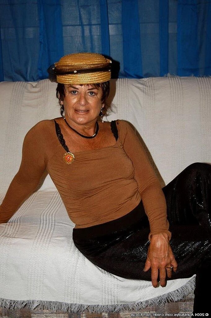 . Jay Jay. Horny old bugger. In a daft hat.