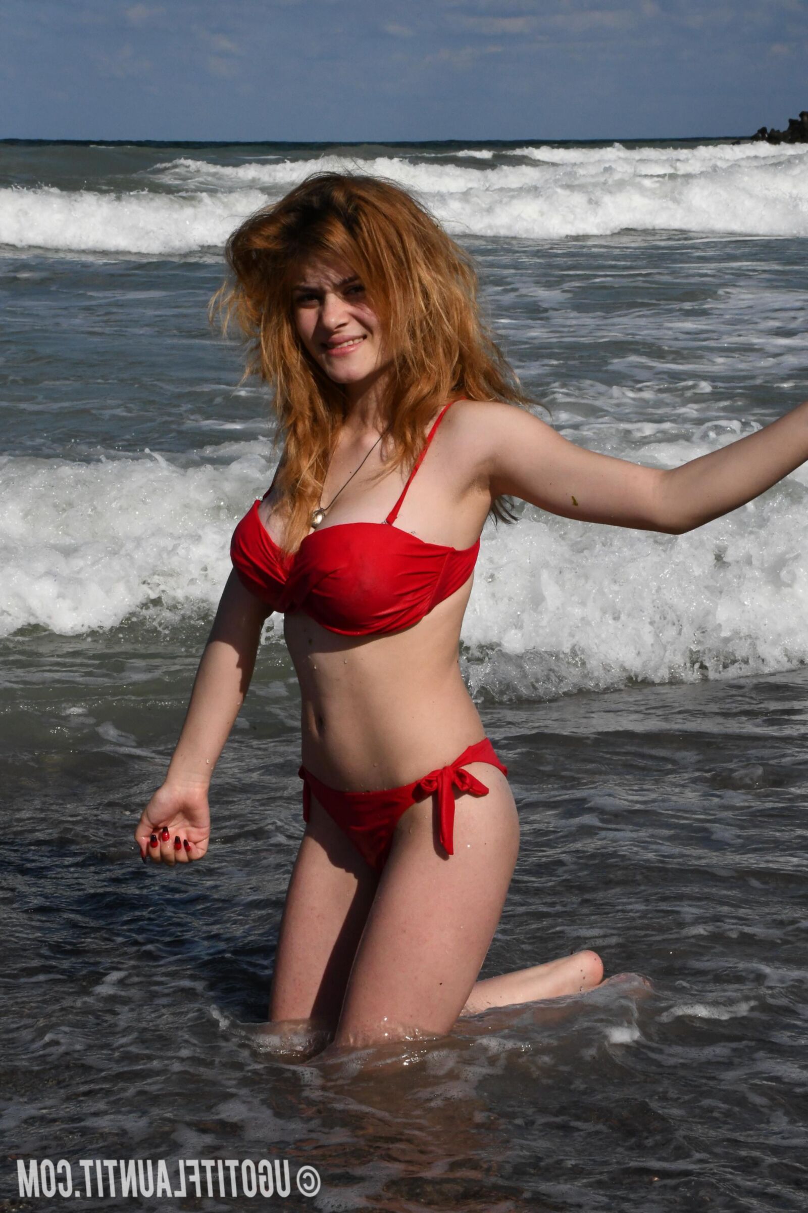 u got it flaunt it  Samantha