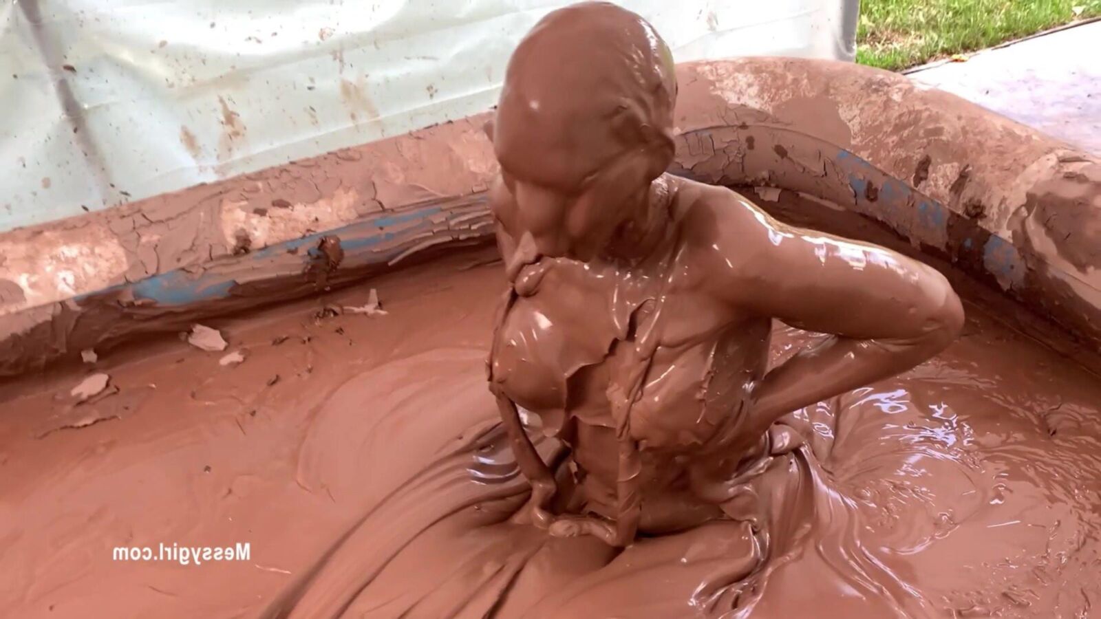 Zoey Engulfed in Mud