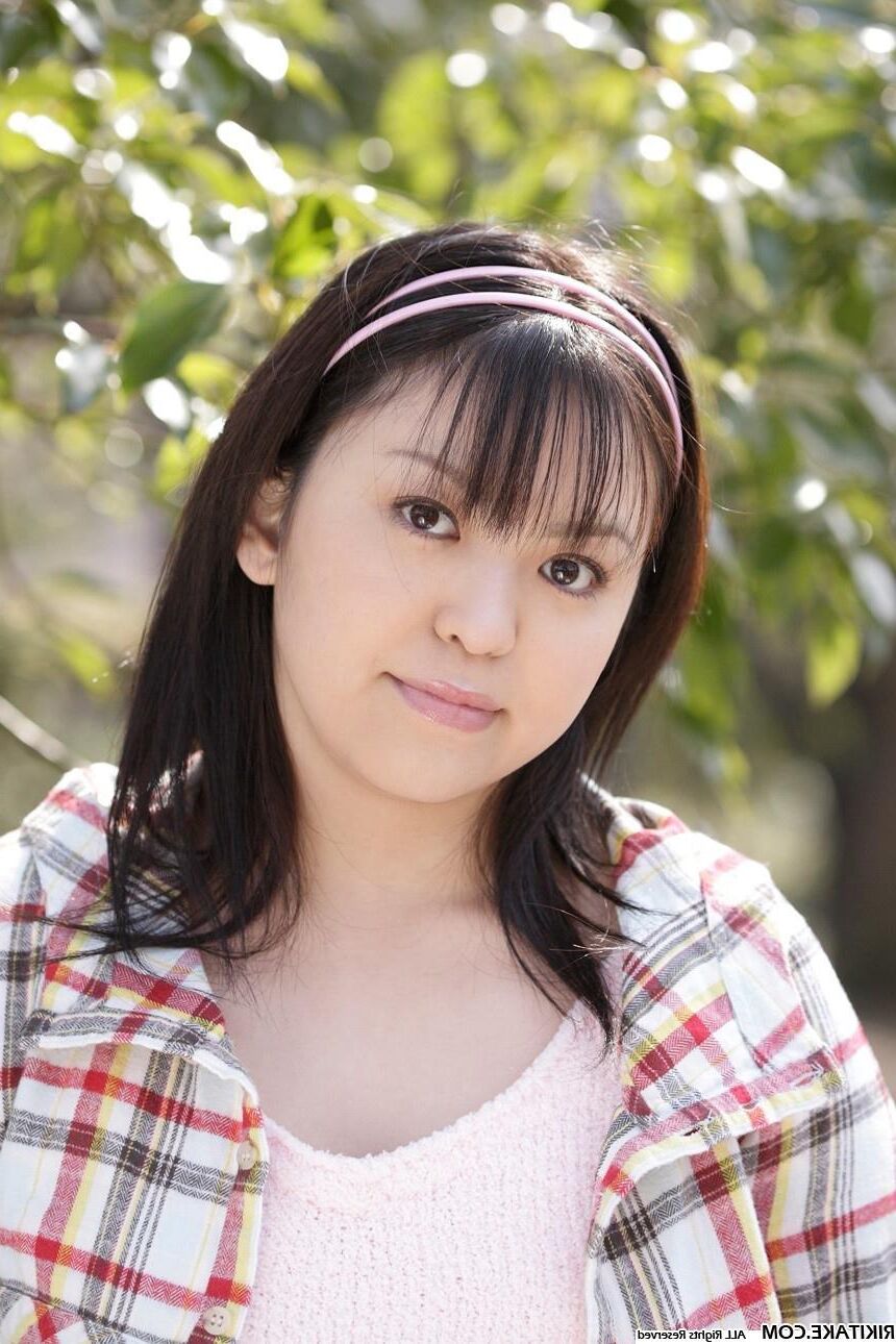 japanese nude model Momoha Hasegawa