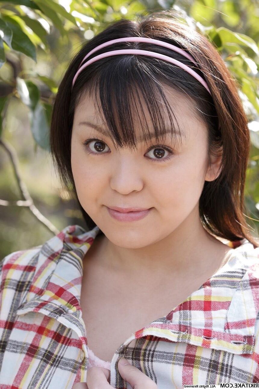 japanese nude model Momoha Hasegawa