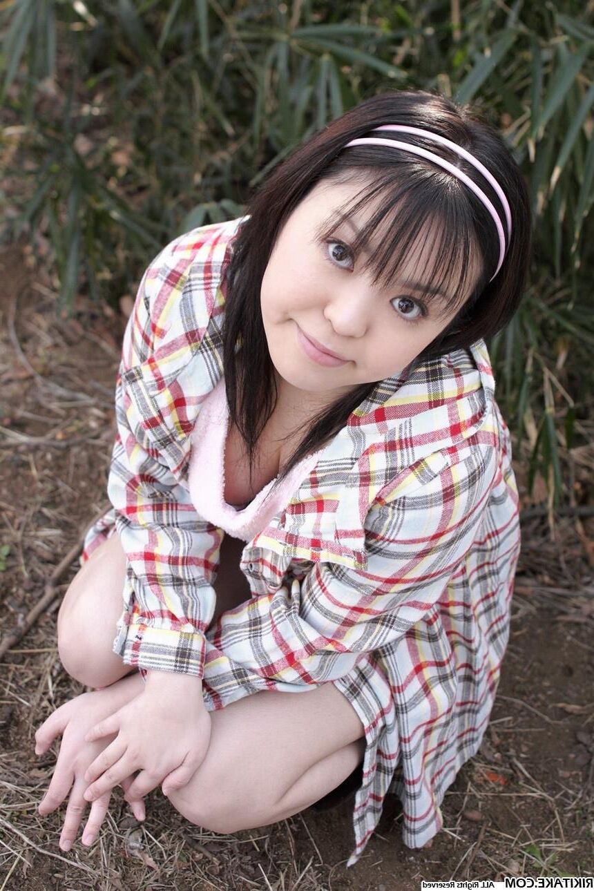 japanese nude model Momoha Hasegawa