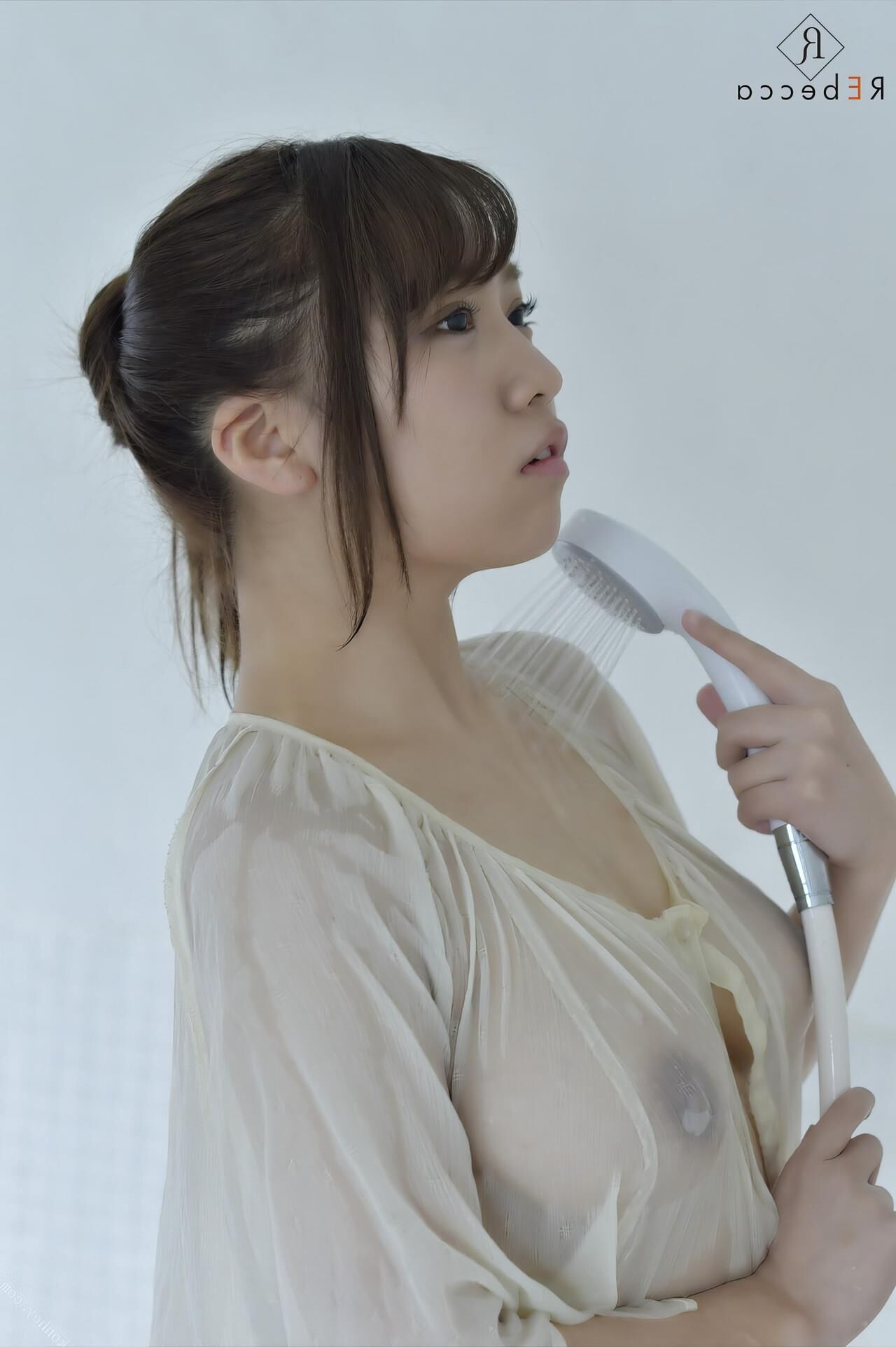 Sari Kousaka Rebecca Feel Sari and Make Me Real Set. 