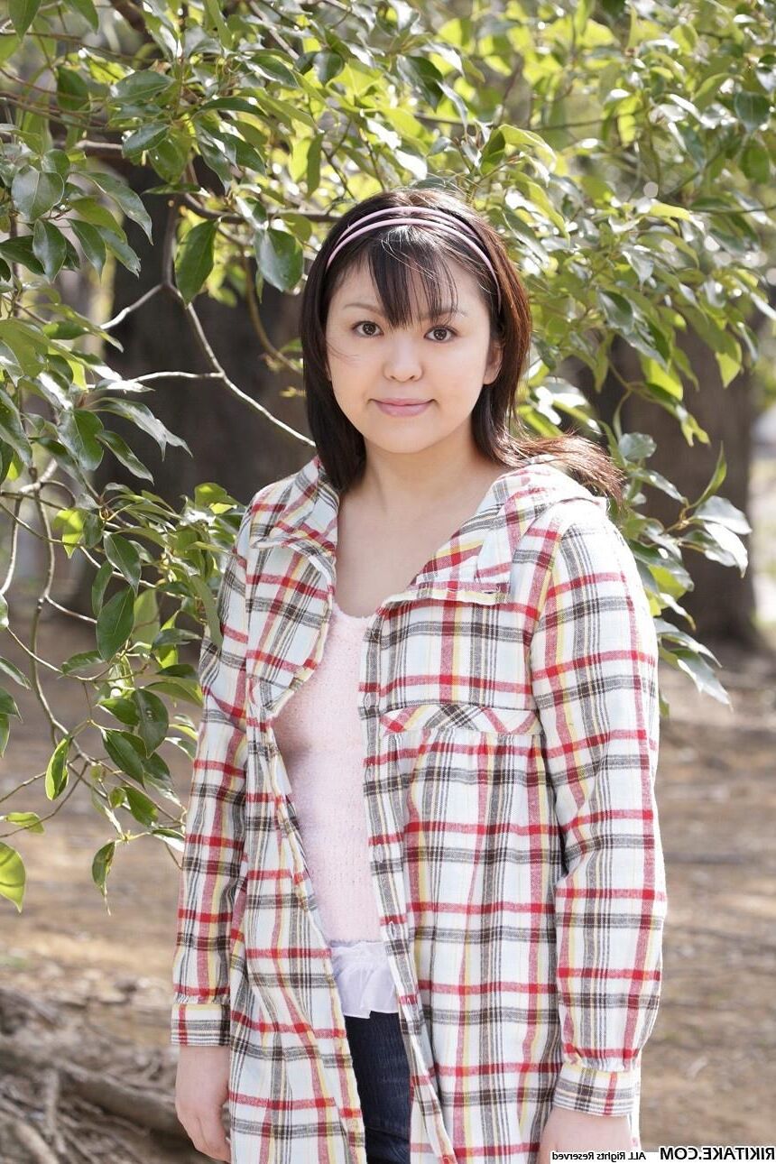 japanese nude model Momoha Hasegawa