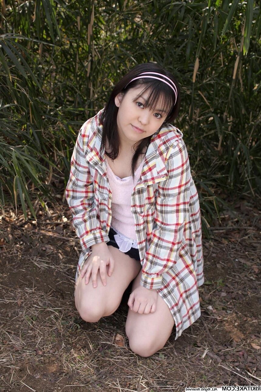 japanese nude model Momoha Hasegawa