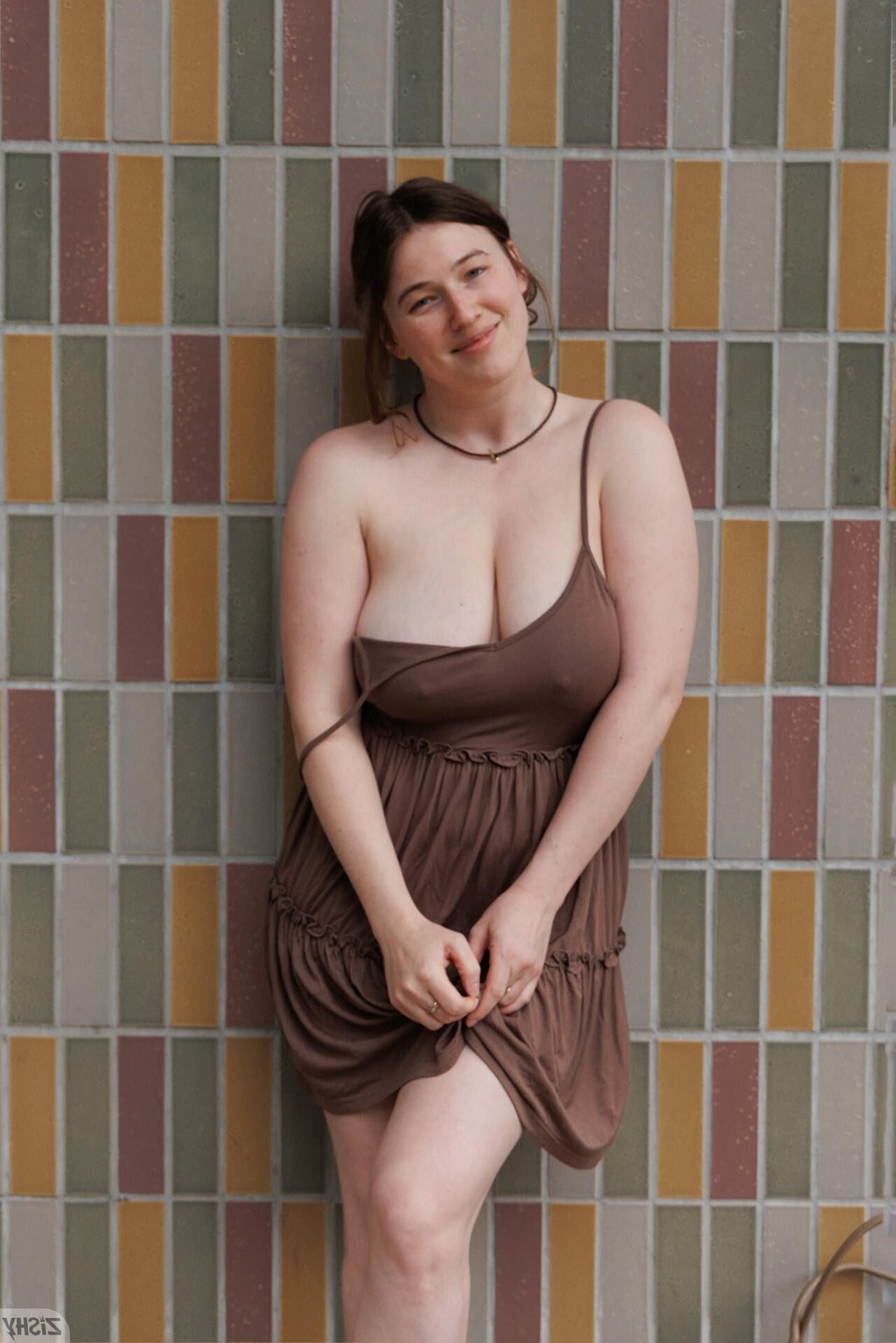 Riley Nixon trifft Joe Rogen