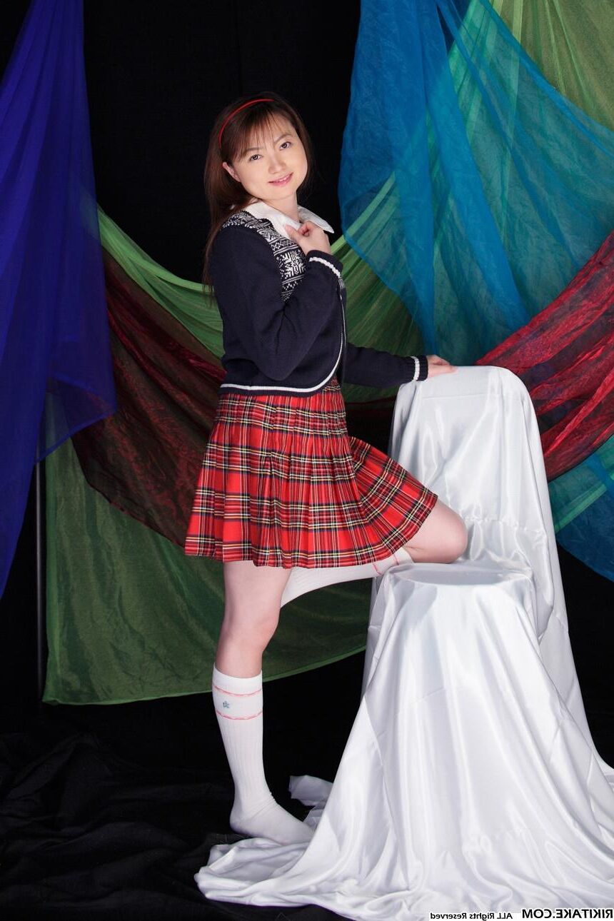 Japanisches Nacktmodell Eiko Kirishima