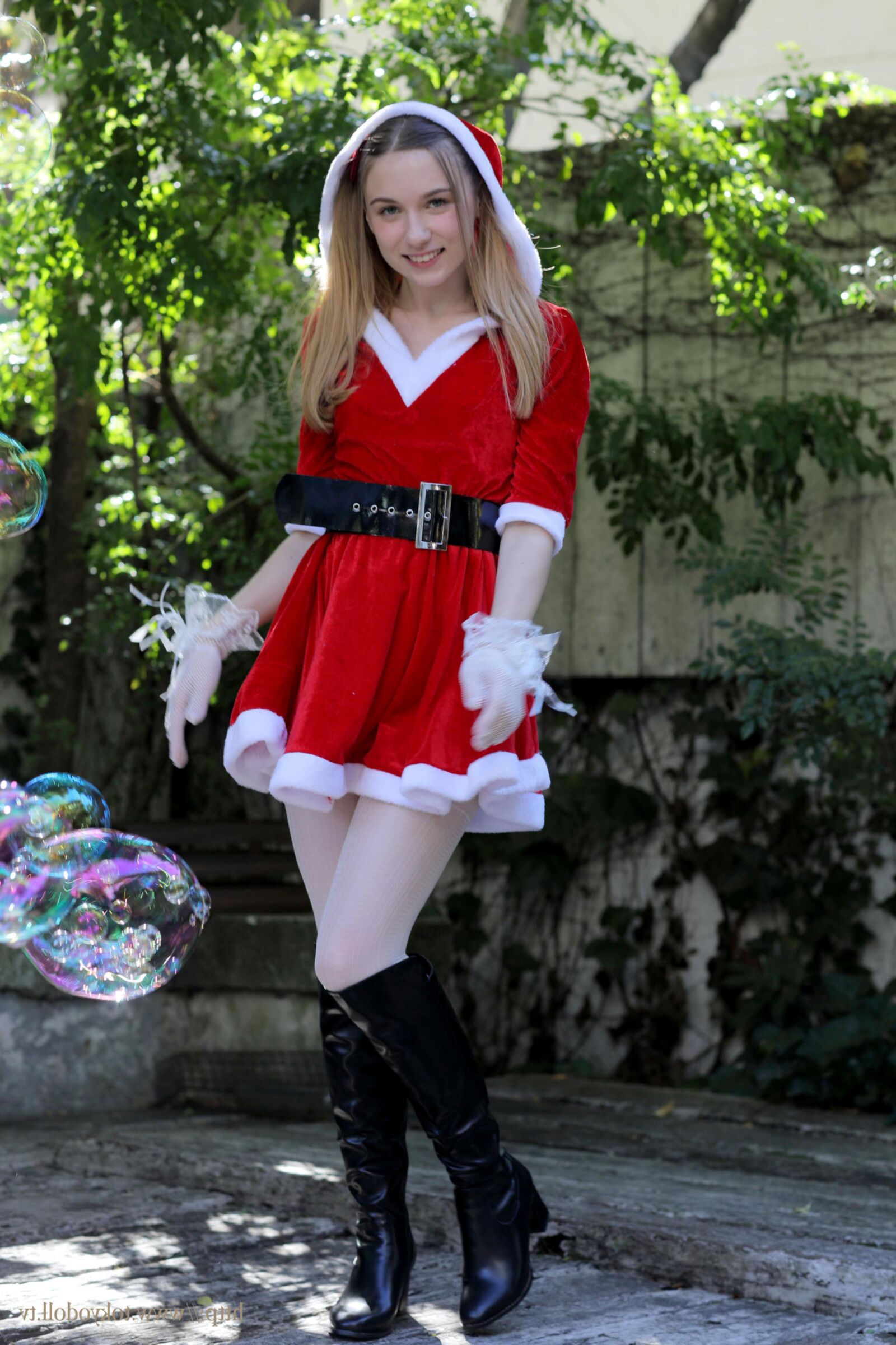 Beghe B TokyoDoll Christmas B