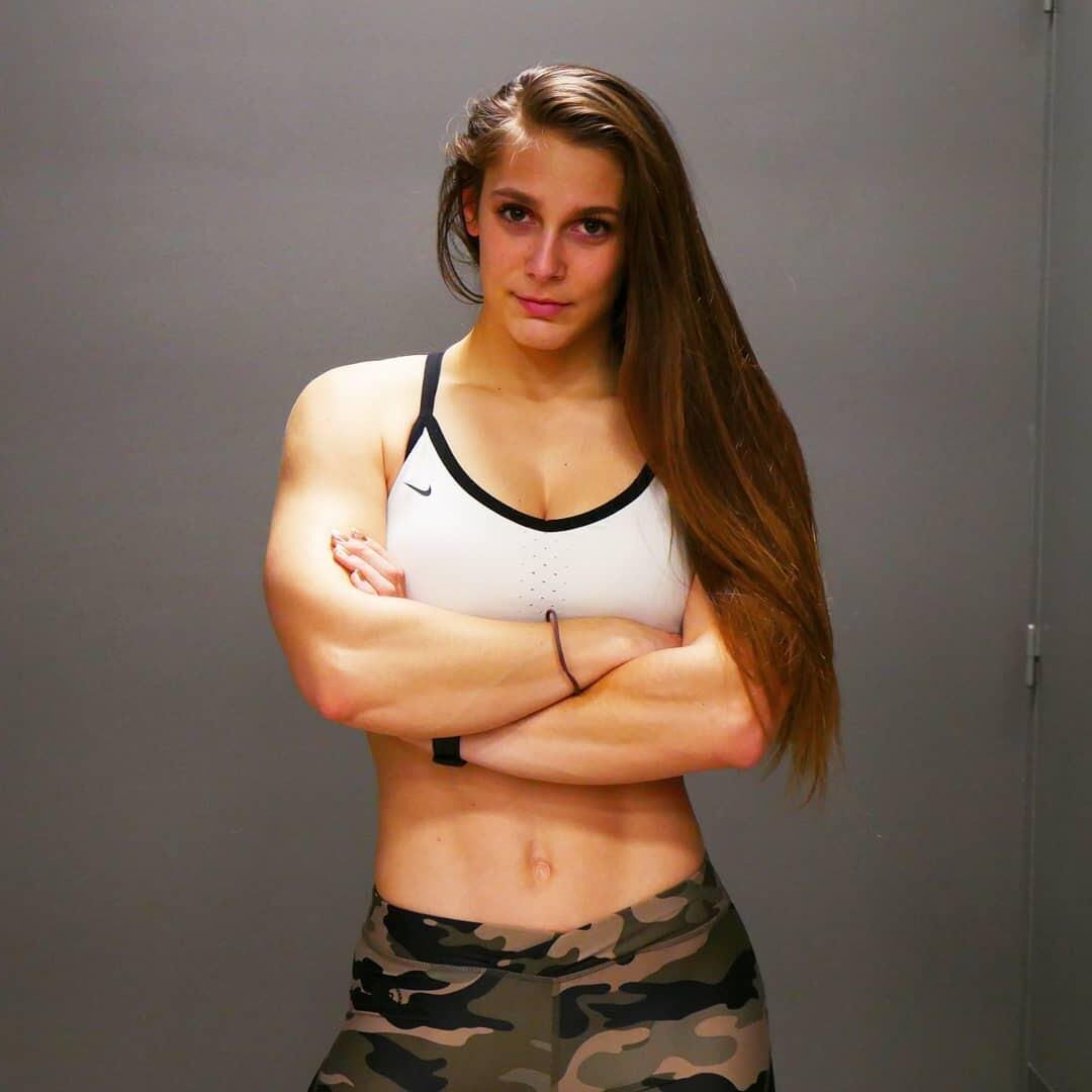 French Fitgirl Auxane