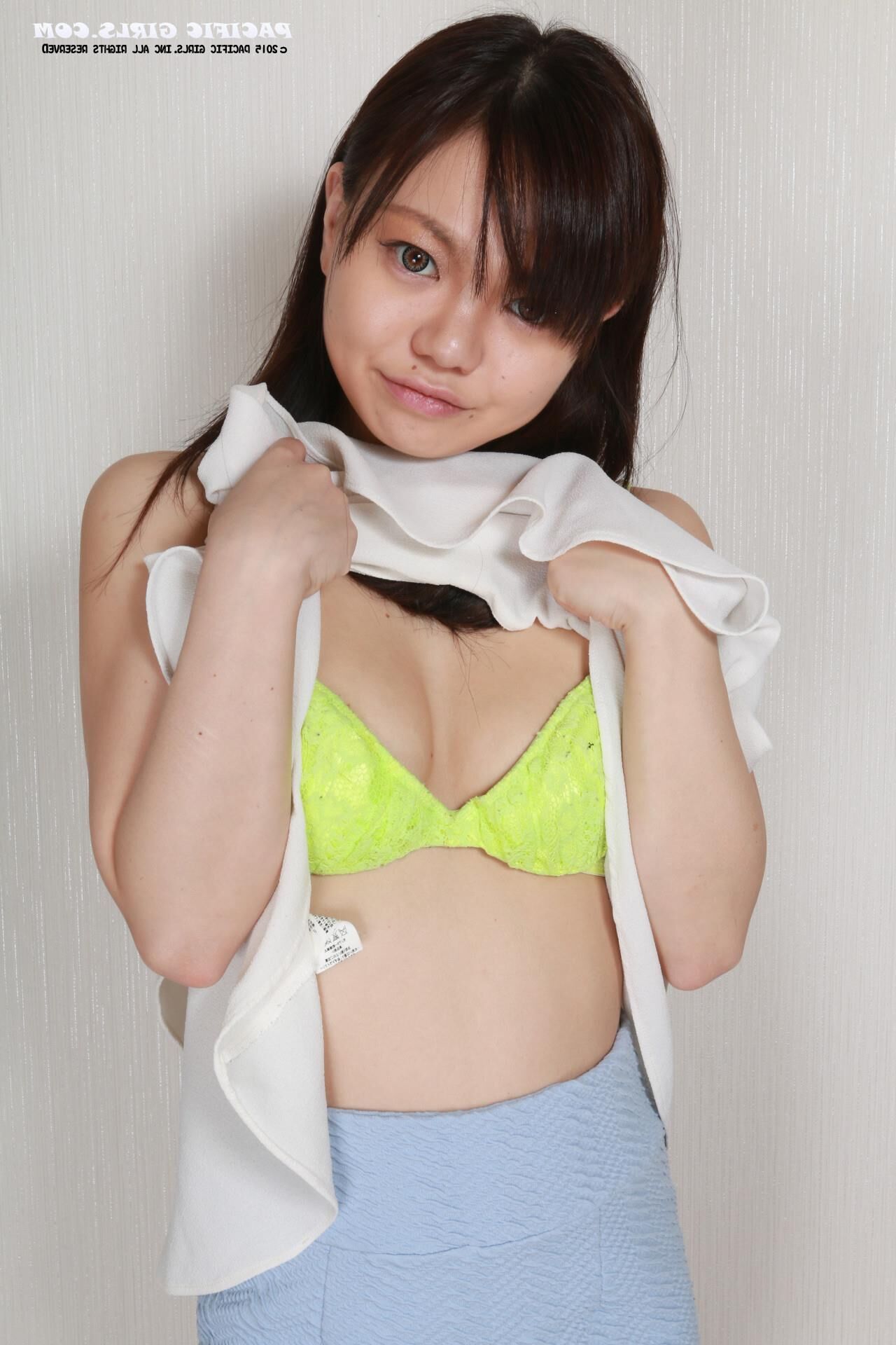 Moe pacific girls