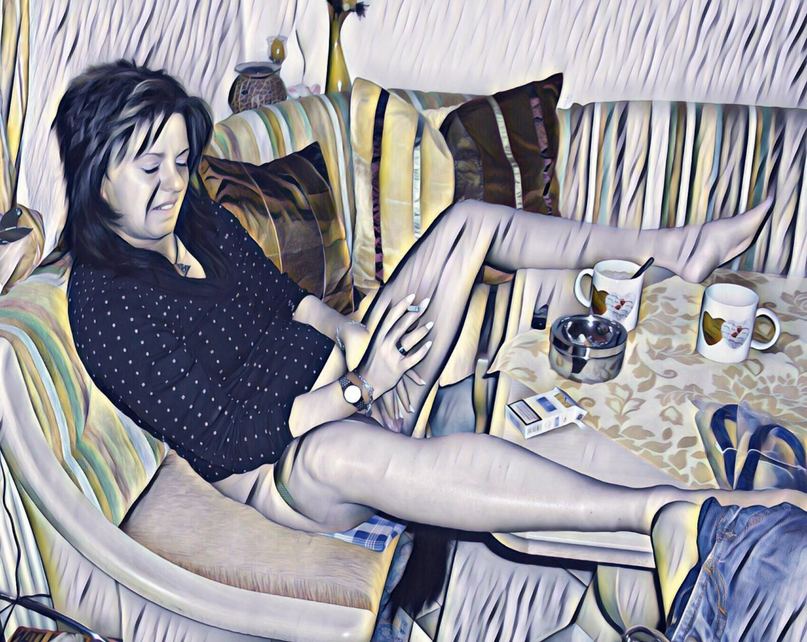 Love to see women spreading legs#