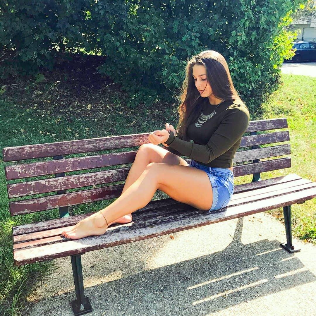 French Fitgirl Auxane 