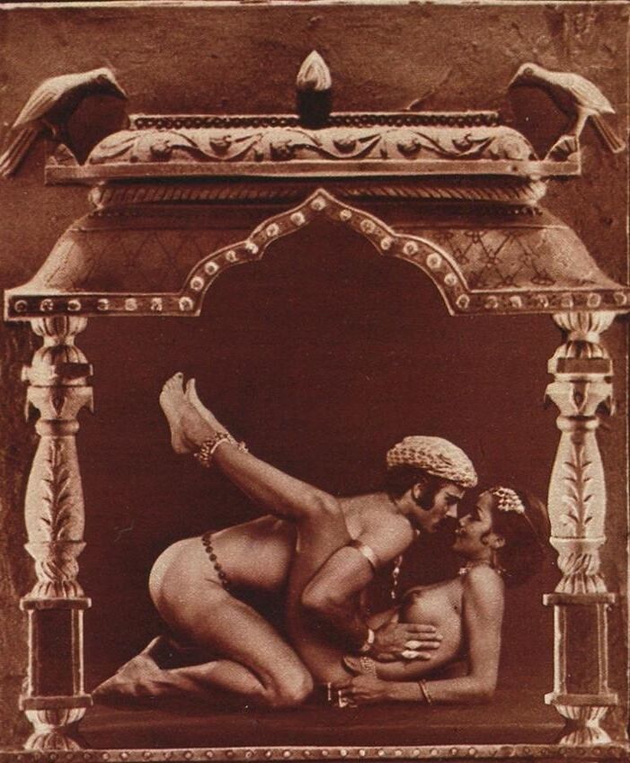 Ester Cordet Oui love set