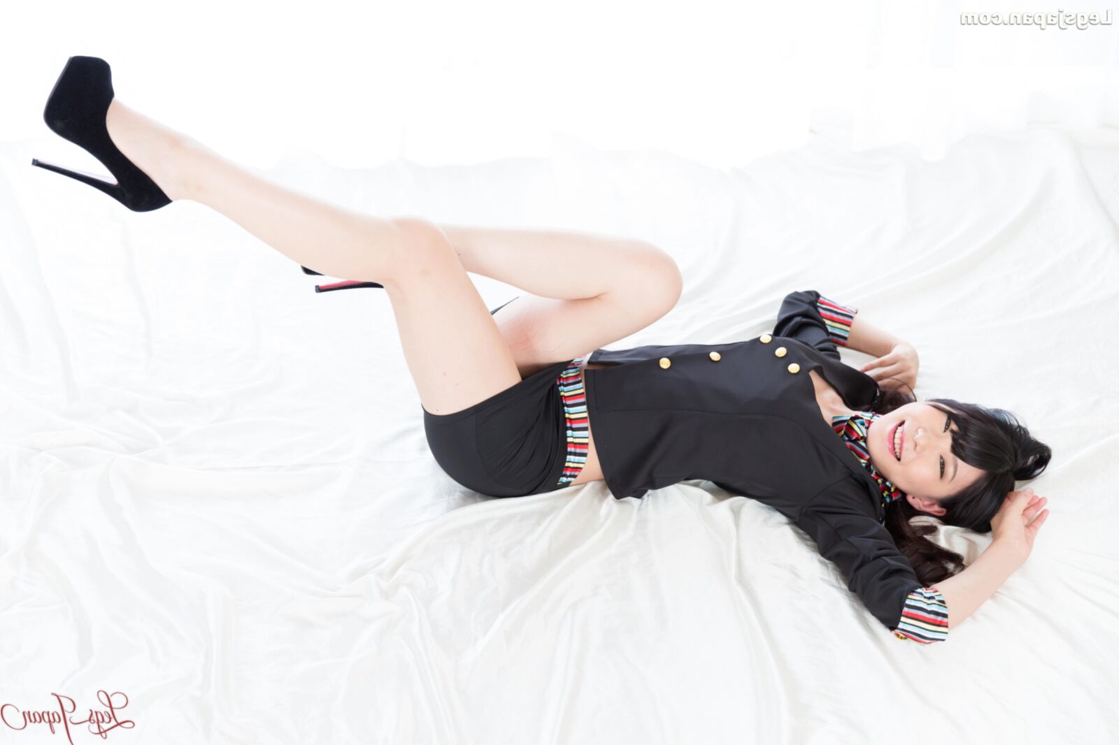 modelo nude japonês Aki Tojo