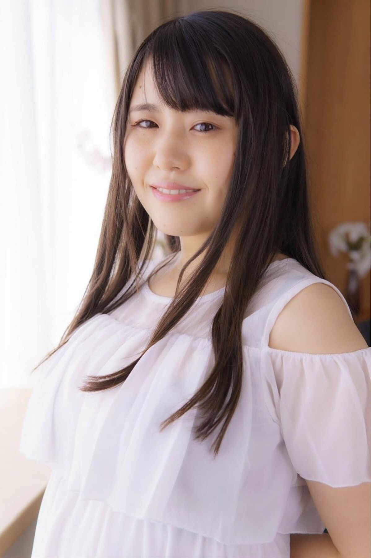 Maya Kikuchi Big Breated Mujer Mujer Hotel Hotel
