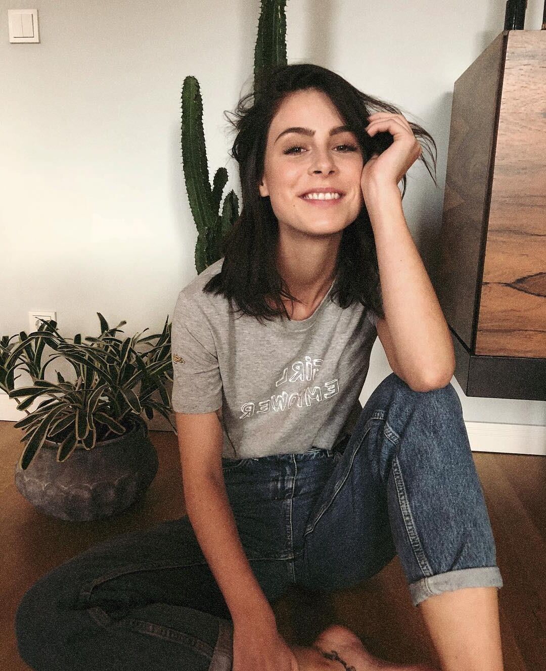 Non Nude 