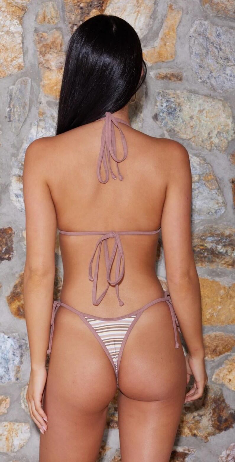 Mix de lingerie e biquíni
