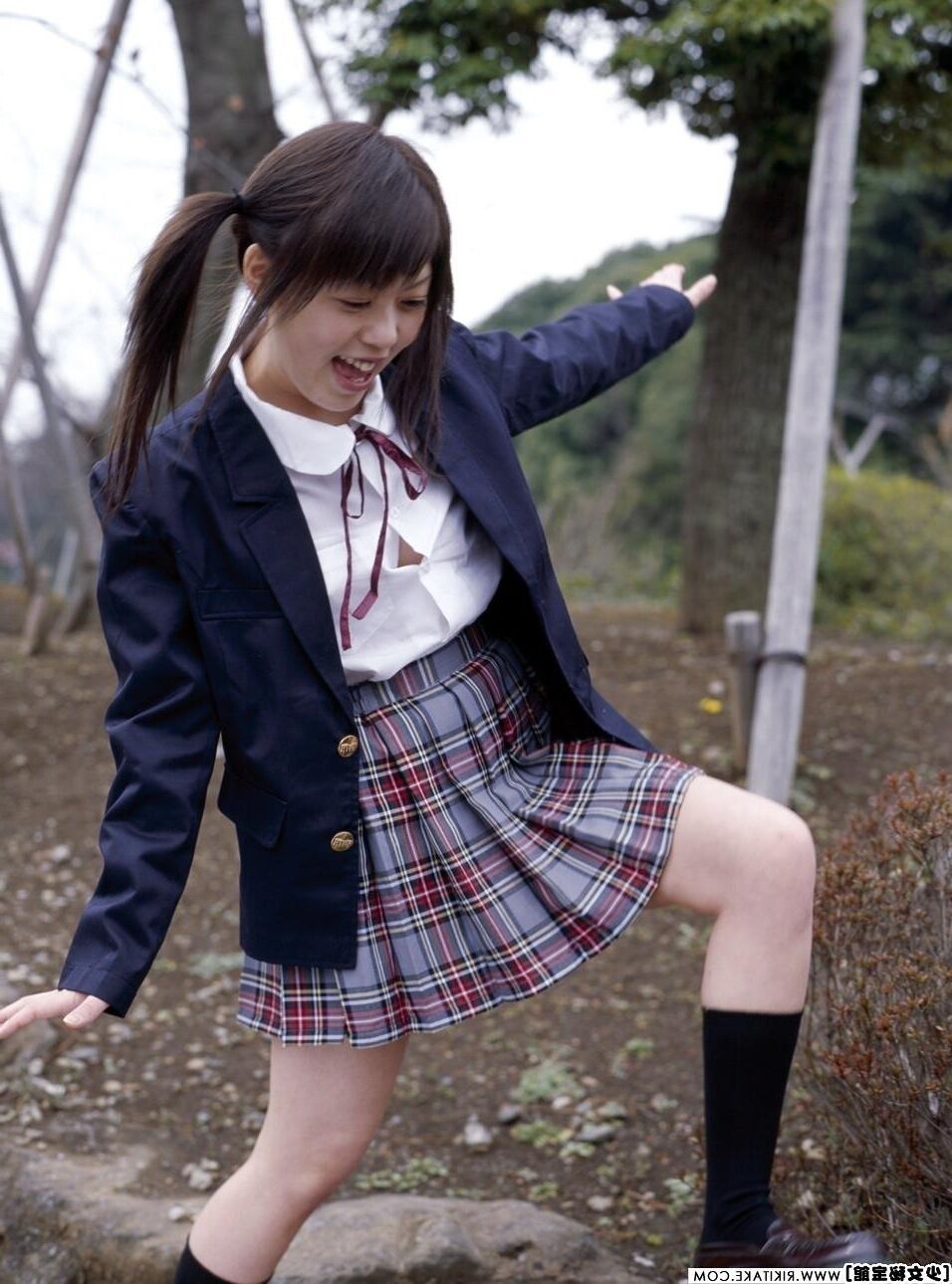 日本のヌードモデルYume Aizawa