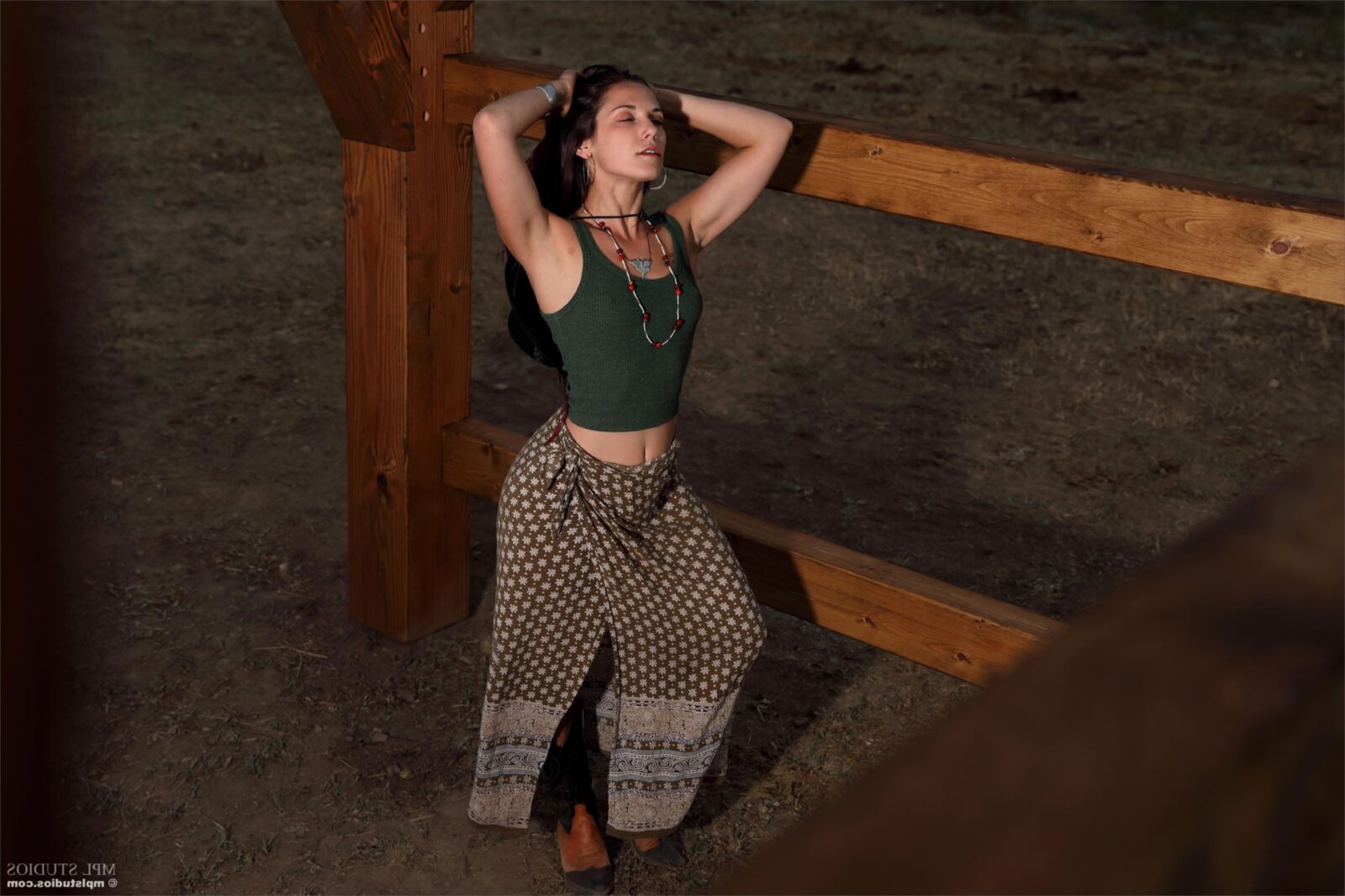 Elena Timber Frames (NN)