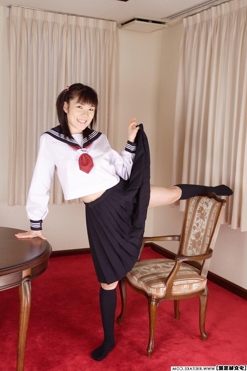 日本のヌードモデルkusumiミハル