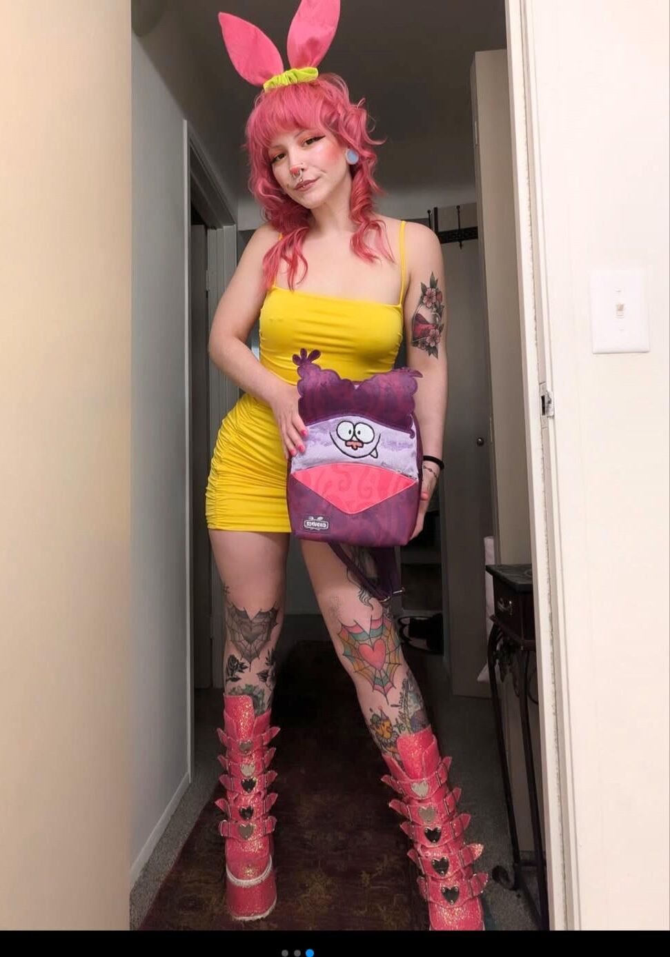 alt chicks