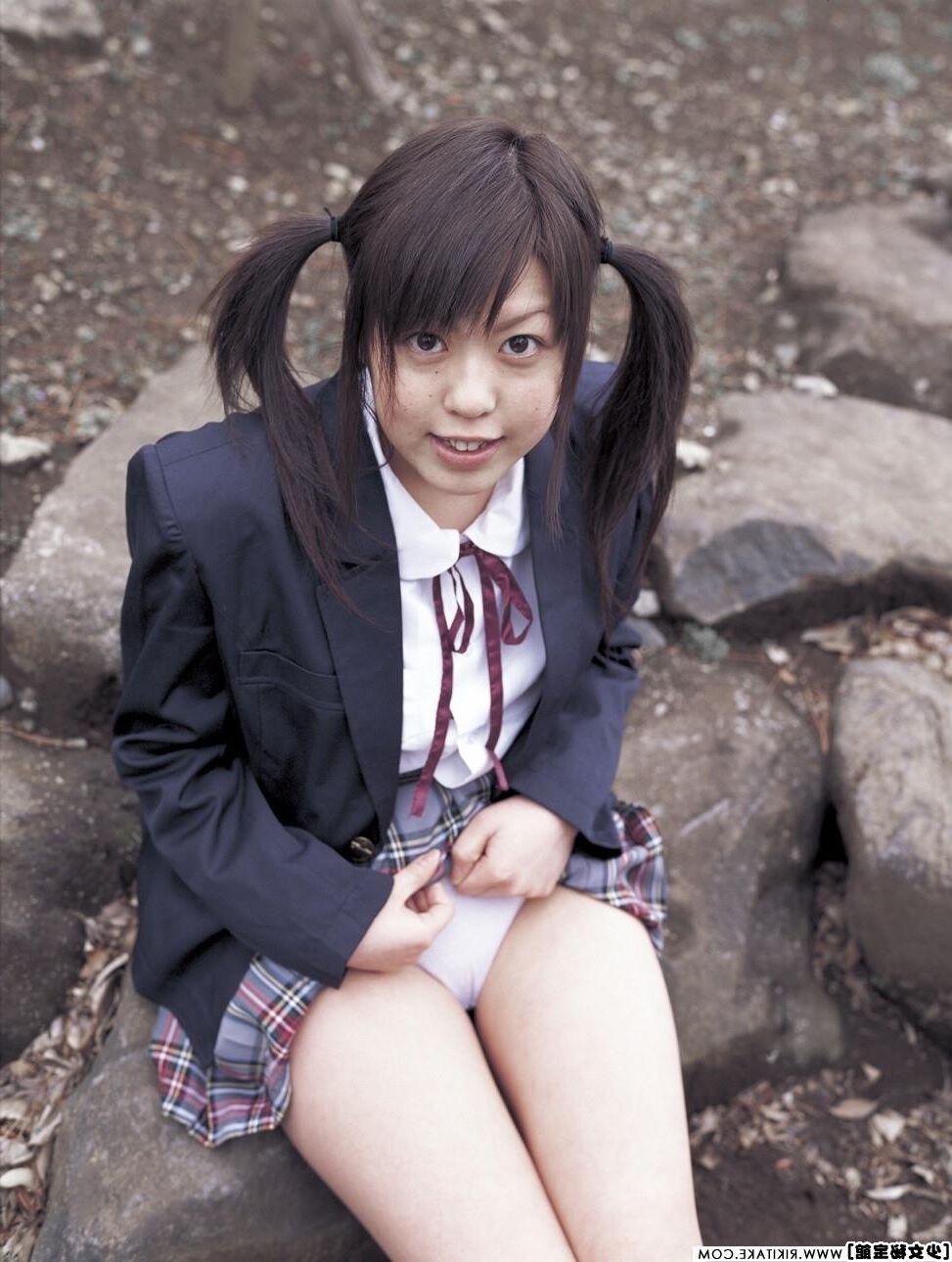 日本のヌードモデルYume Aizawa