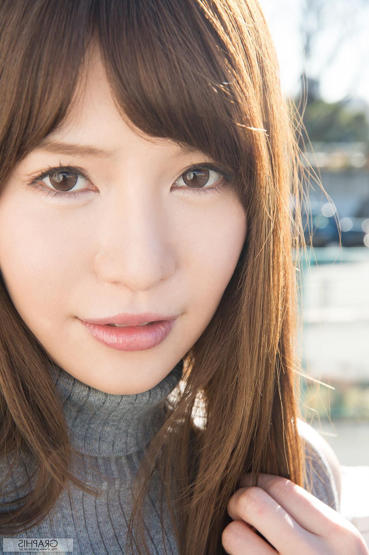 AOI Graphisgals No. flutuar