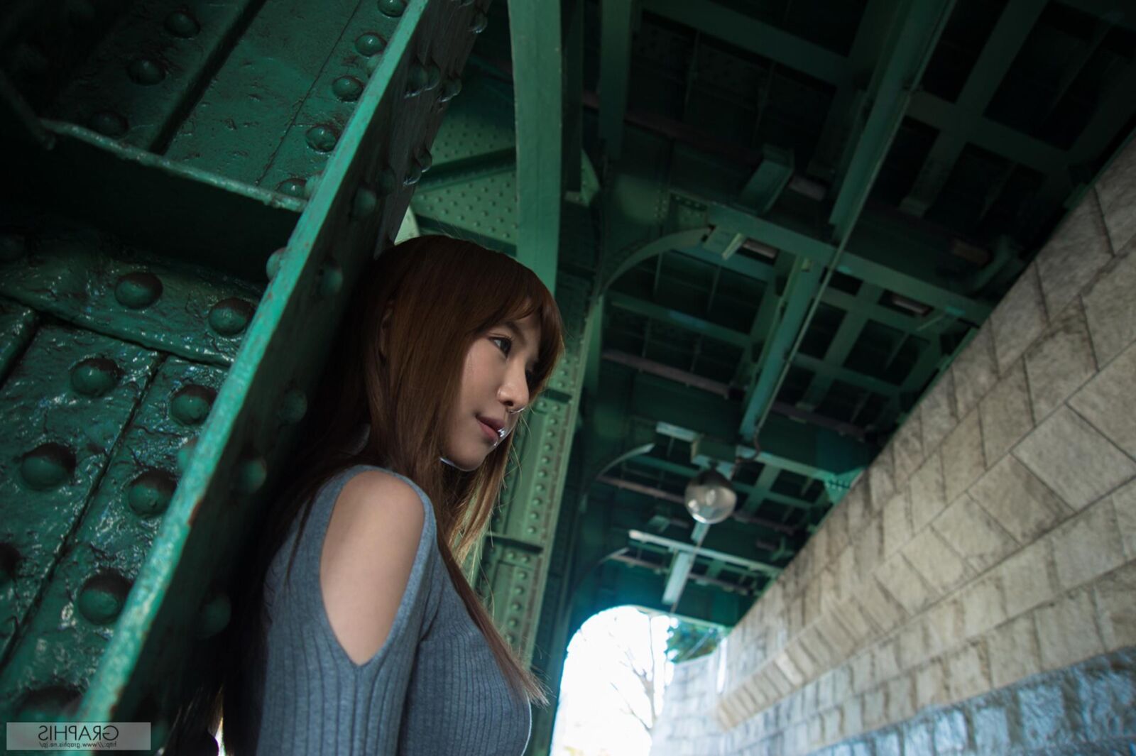 AOI Graphisgals No. flutuar