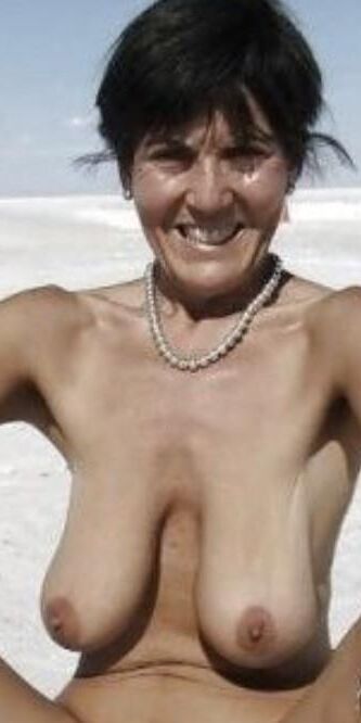 Tits flácidos